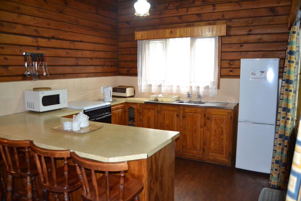 Log Cabin & Settlers Village جراسكوب المظهر الخارجي الصورة